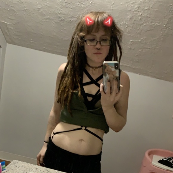 Meet your Posher, Spring - Picture 2 of 2